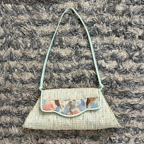 VIOLETTE NO ZIERES Handbags - Chic Woven Shoulder Bag with Pastel Details
